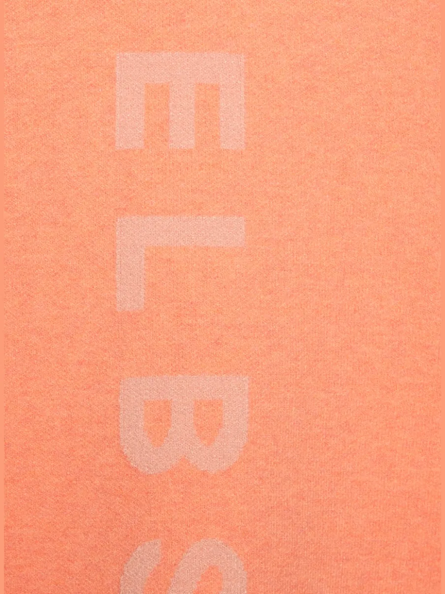 Pull à capuche en tricot avec logo brodé doux