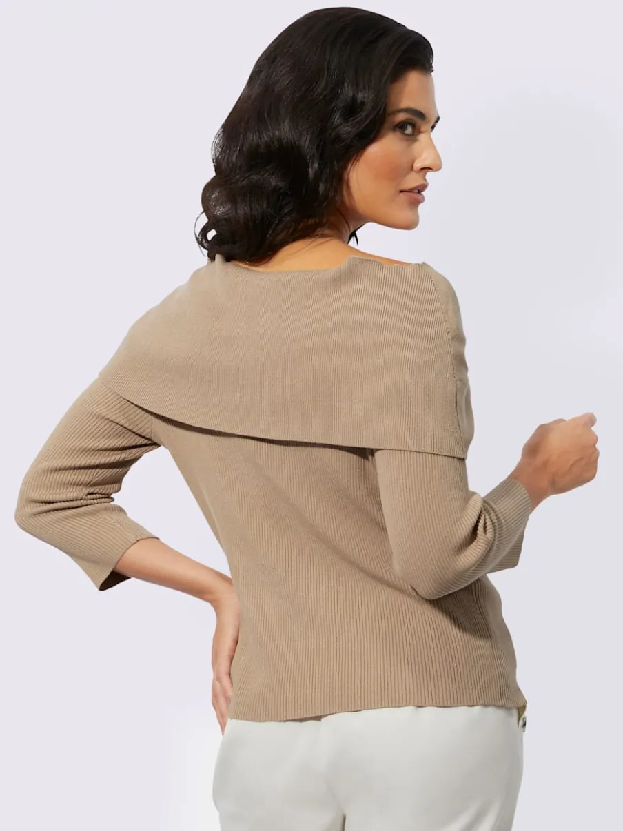Pull Carmen avec encolure large et manches longues côtelées
