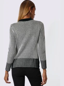 Pull à col rond avec manches longues et motifs rayés