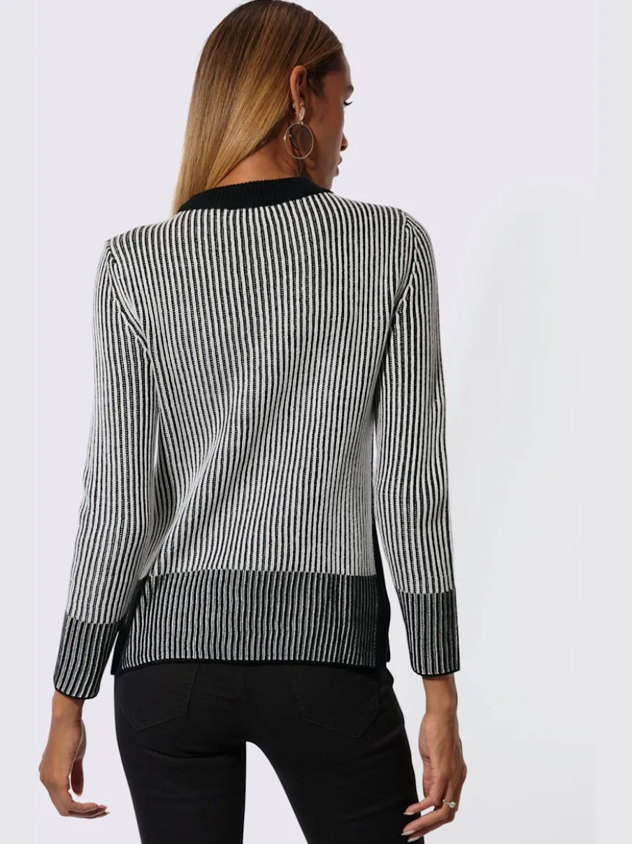 Pull à col rond avec manches longues et motifs rayés