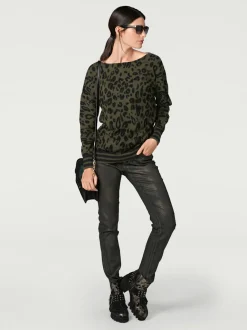 Pull col rond à motifs léopard coupe sportive