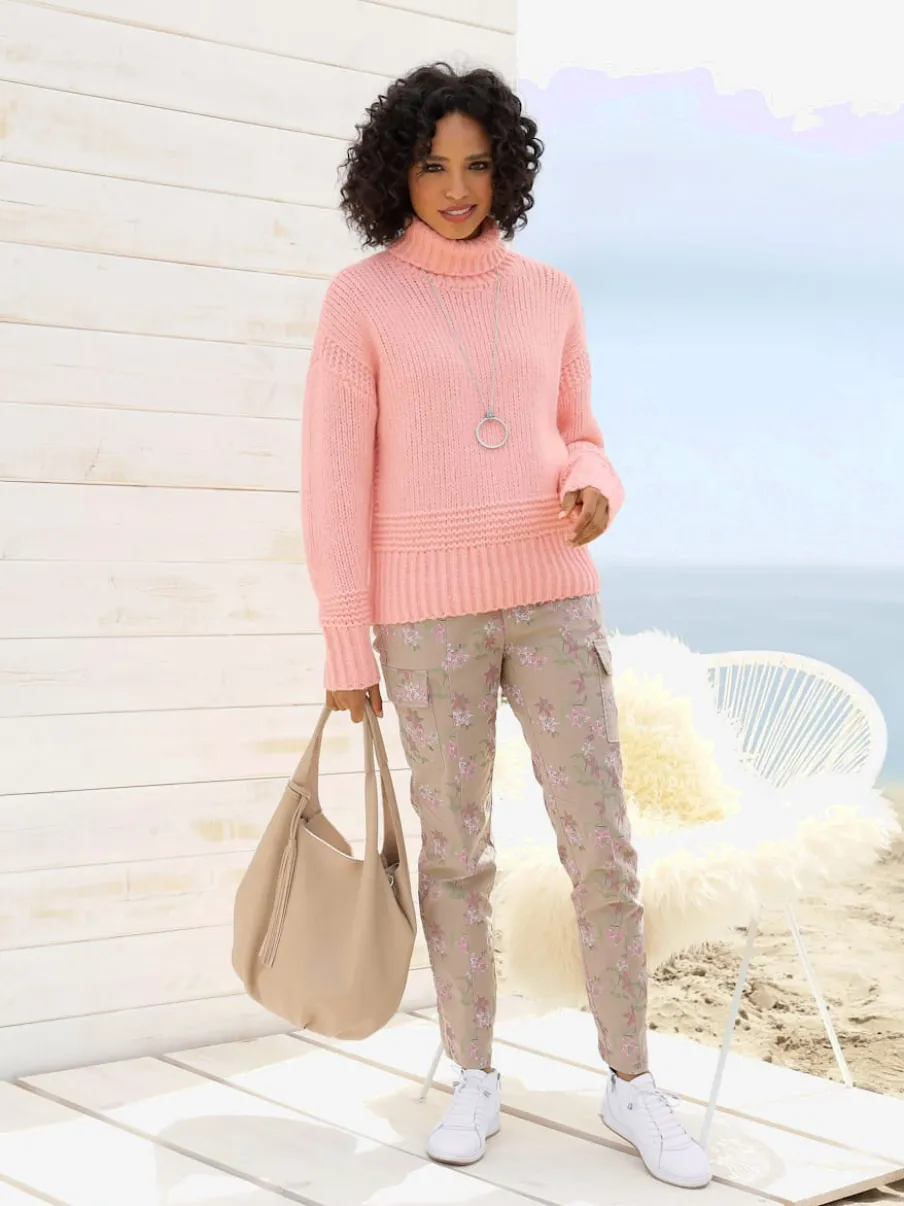 Pull à col roulé en tricot doux manches longues