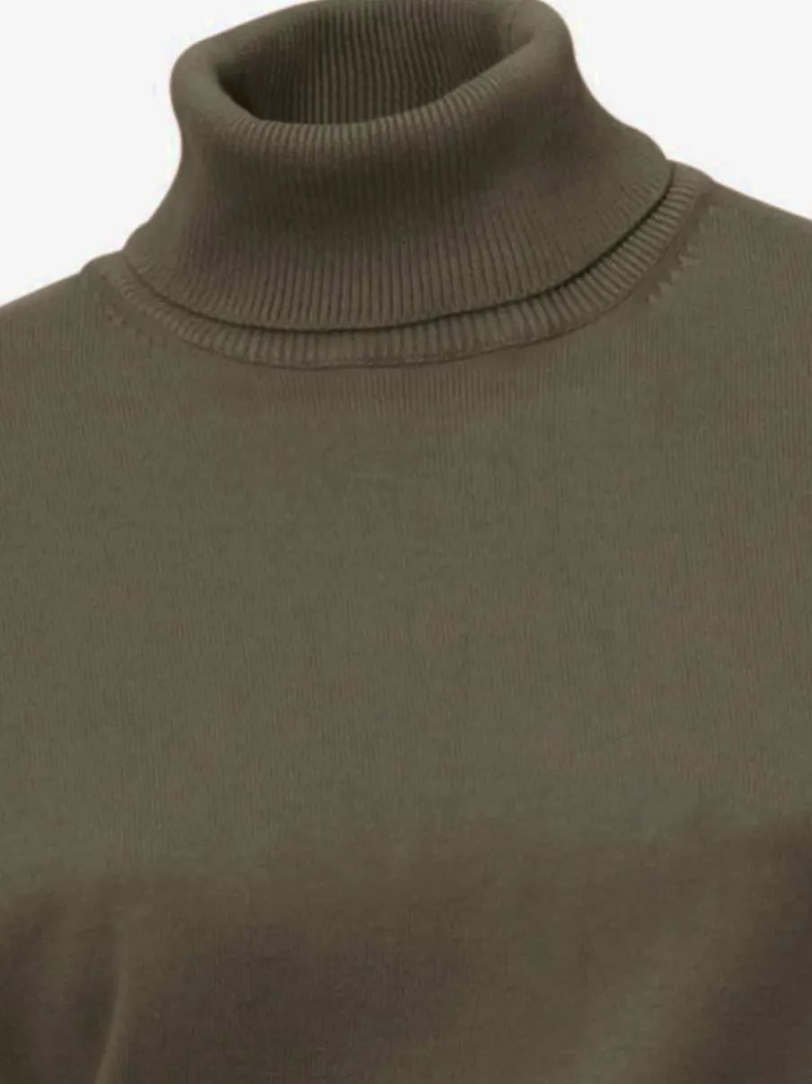 Pull à col roulé en tricot doux manches longues