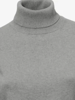 Pull à col roulé en tricot doux manches longues