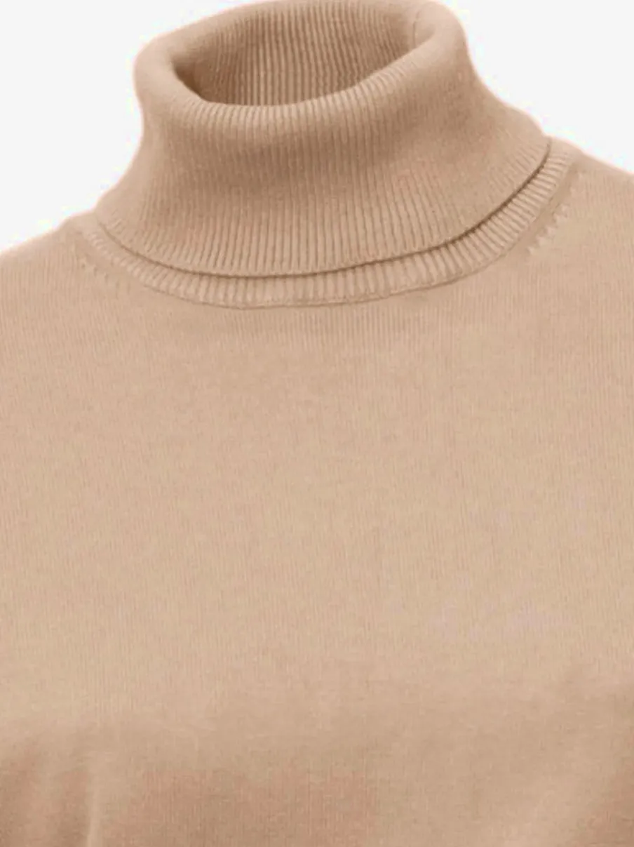 Pull à col roulé en tricot doux manches longues