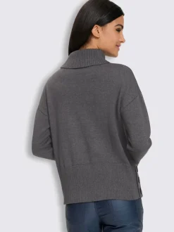 Pull à col roulé hautes fentes latérales originales