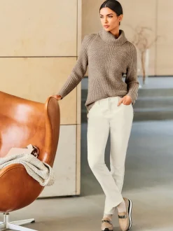 Pull à col roulé manches longues en maille moderne