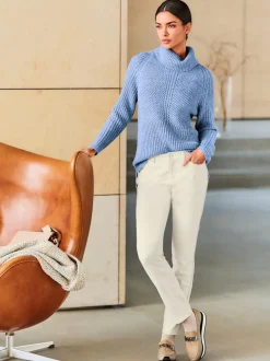 Pull à col roulé manches longues en maille moderne