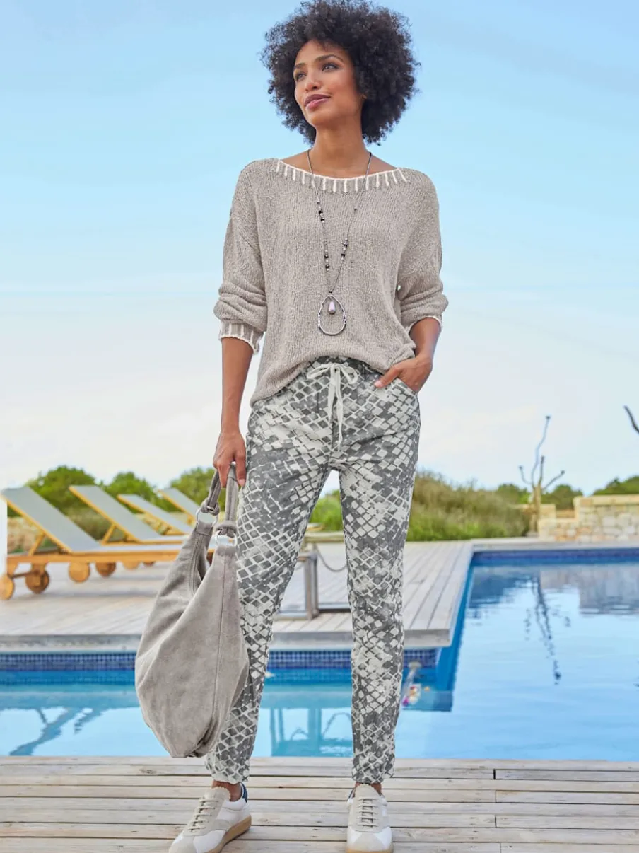 Pull encolure ronde avec coutures contrastées en coton doux