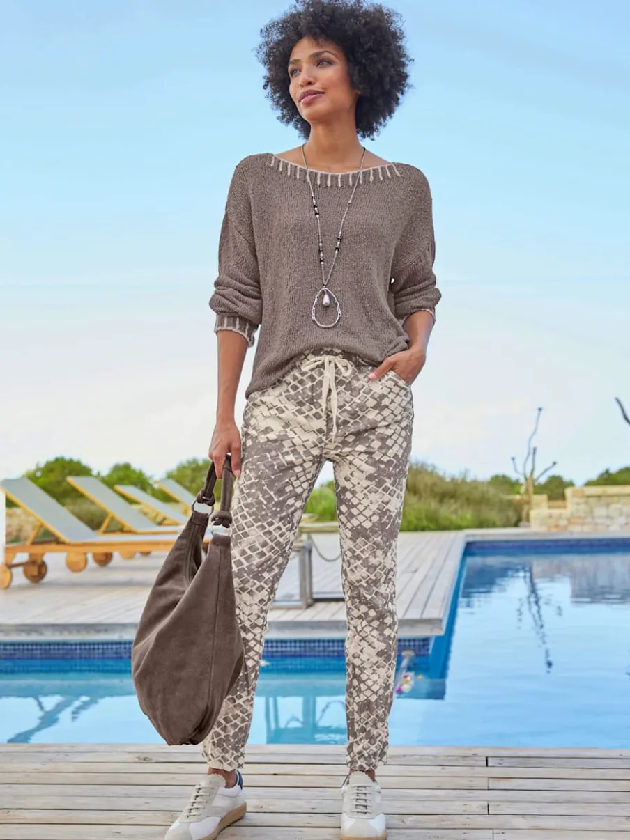 Pull encolure ronde avec coutures contrastées en coton doux