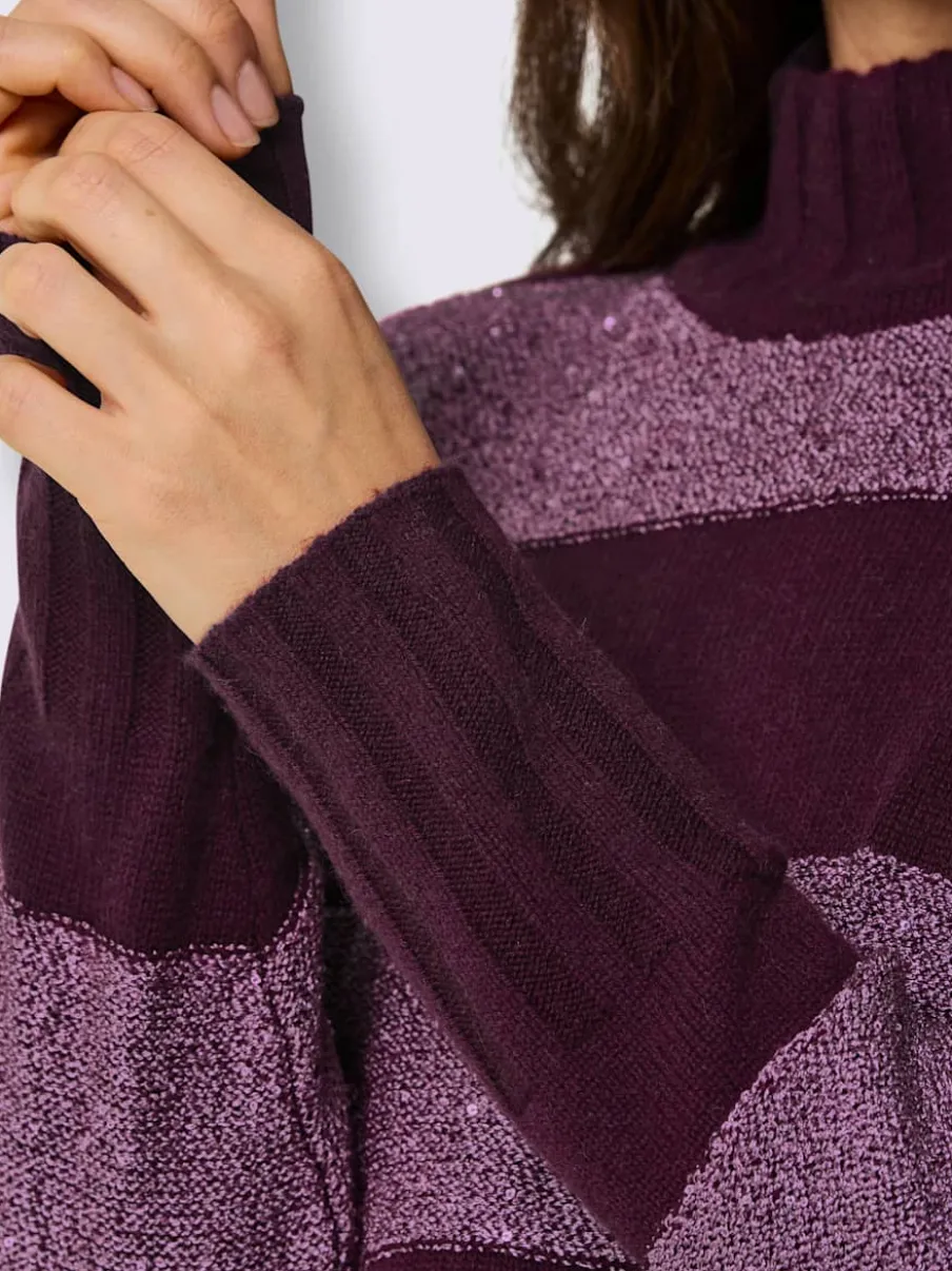 Pull en laine avec col montant et rayures scintillantes