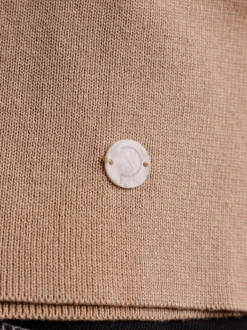 Pull en mélange de soie à encolure Carmen et manches 3/4