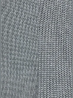Pull en tricot avec col en U et boutons décoratifs aux épaules