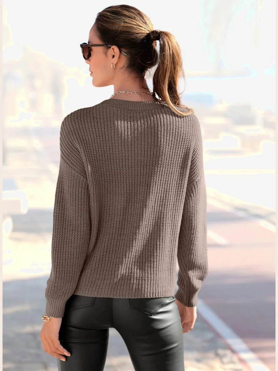 Pull en tricot avec encolure ronde et mancherons