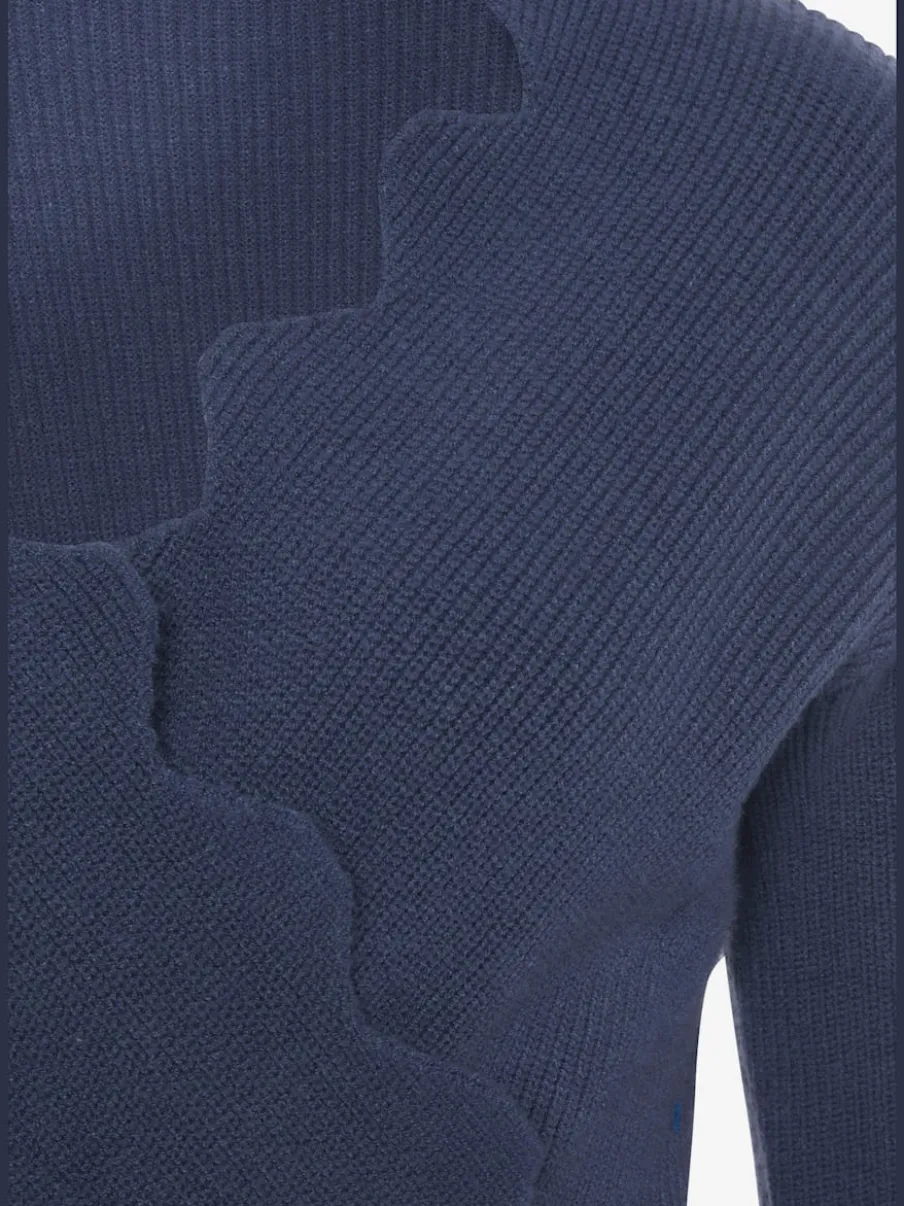 Pull en tricot à bord ondulé avec manches longues et tricot doux