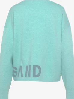 Pull en tricot doux avec encolure ronde et manches longues