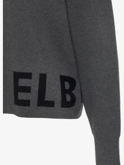 Pull en tricot doux avec encolure ronde et manches longues
