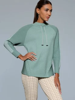 Pull en tricot fin avec col montant et manches raglan
