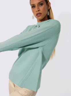 Pull en tricot fin avec col montant et manches raglan