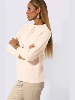 Pull en tricot fin avec col montant et manches raglan