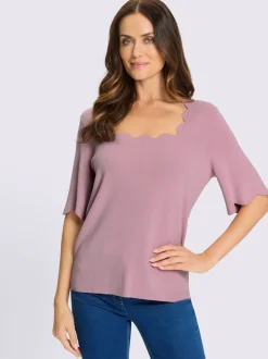 Pull en tricot fin avec encolure carrée et manches chauve-souris
