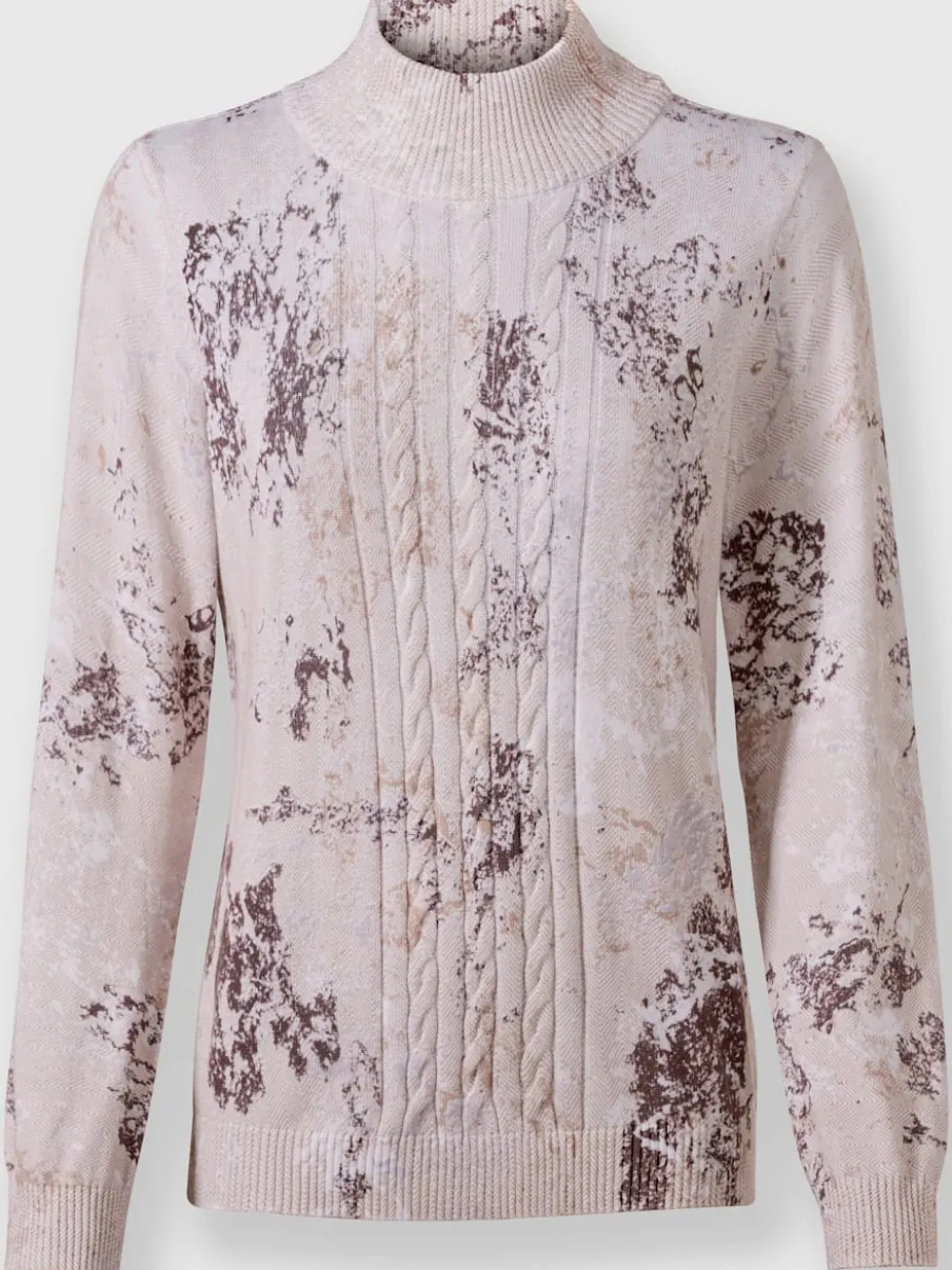 Pull en tricot fin à col montant et motif torsadé