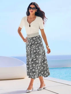 Pull en tricot fin à encolure en cœur avec motif floral