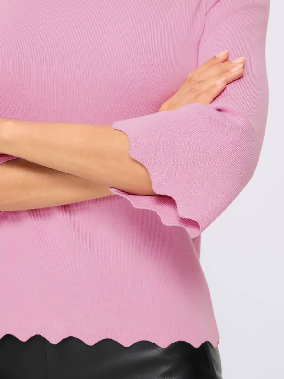 Pull en tricot fin à encolure en U et manches trompettes