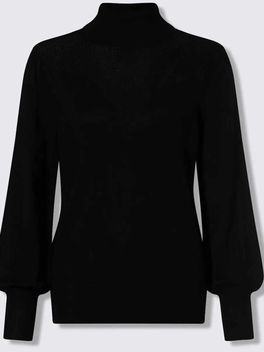 Pull en tricot fin motif ajouré transparent discret