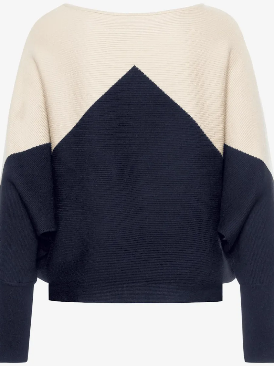 Pull en tricot large à encolure bateau avec bord-côte aux manches
