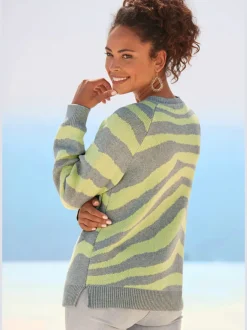 Pull en tricot rayé avec encolure ronde et manches longues