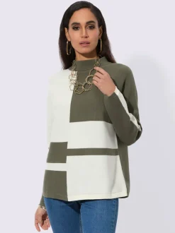 Pull jacquard avec col montant et manches chauve-souris