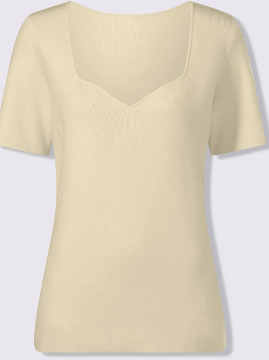 Pull à manches courtes encolure en forme de cœur