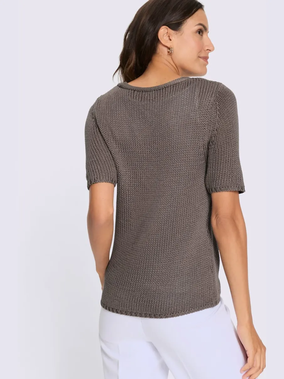 Pull à manches courtes en fil léger avec col V