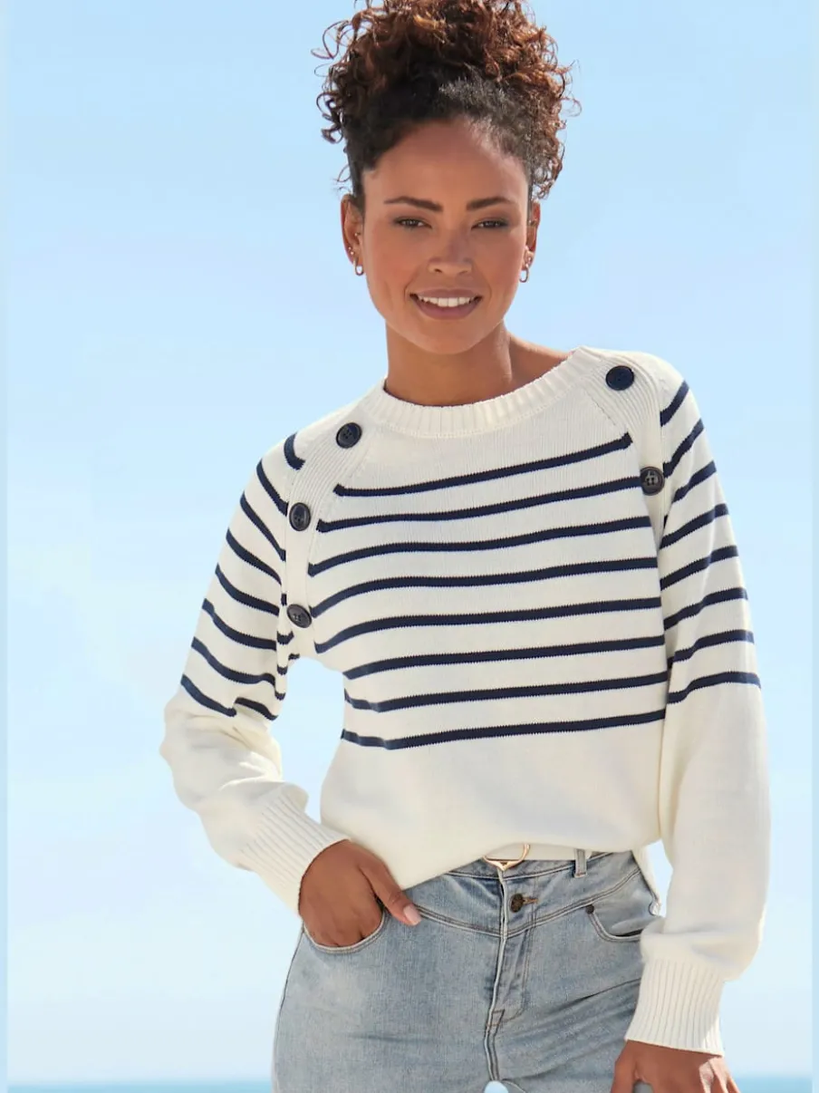 Pull à rayures avec encolure ronde et boutons sur le devant