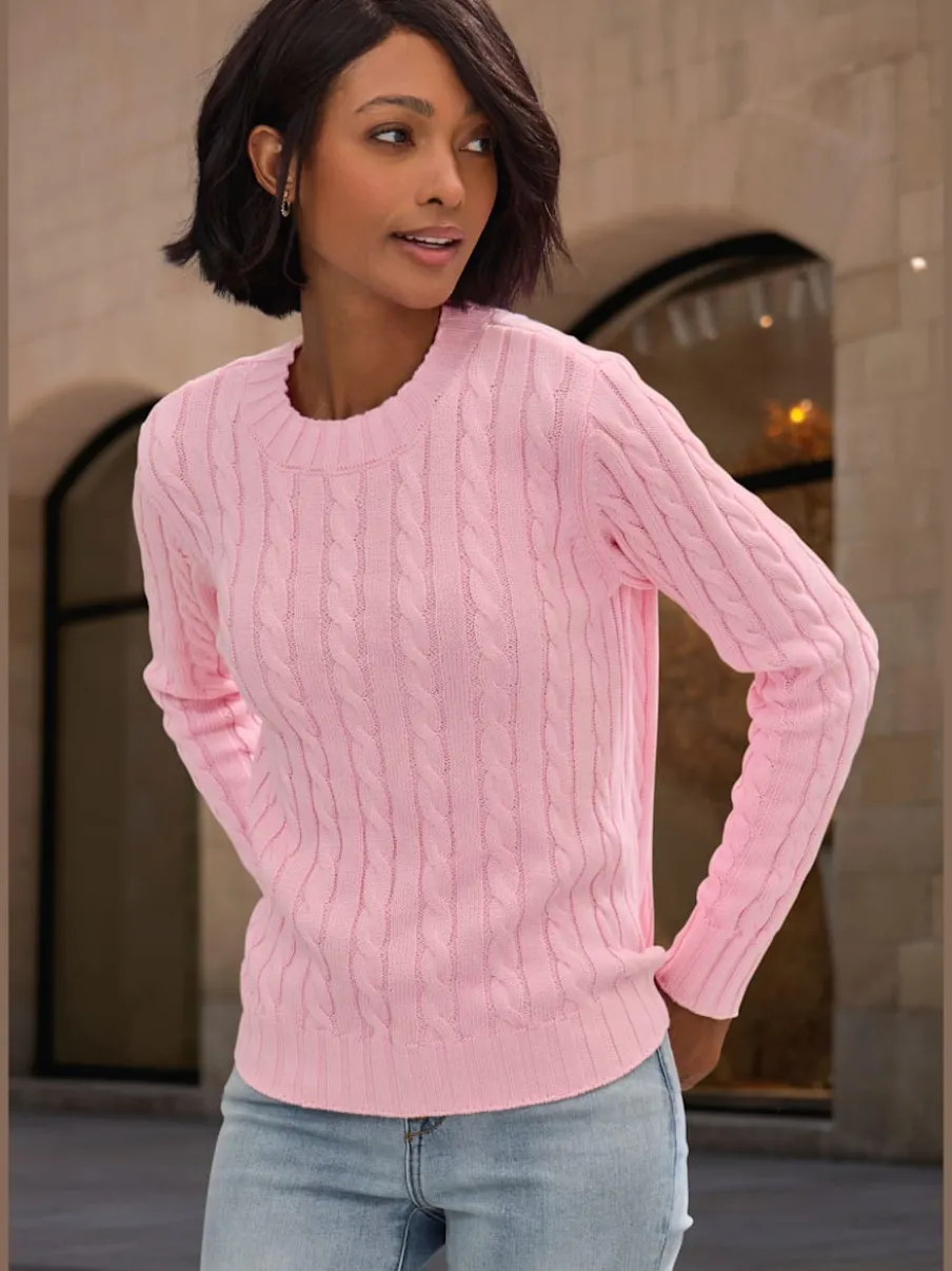 Pull torsadé à encolure ronde avec manches longues et bords-côtes