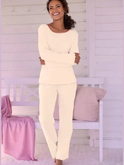 Pyjama avec motif ajouré