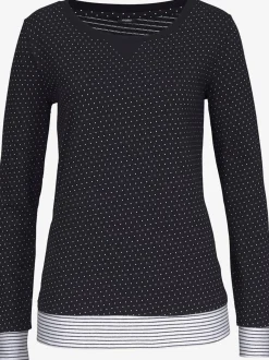 Pyjama doux. joli mélange de motifs
