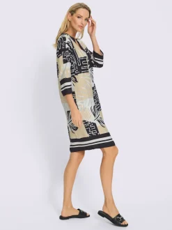 Robe avec col V et manches 3/4 à motif graphique