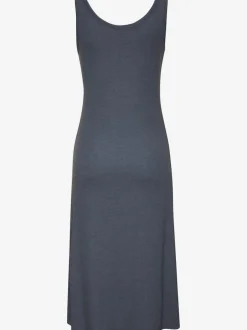 Robe à bretelles en tricot côtelé avec fente élégante