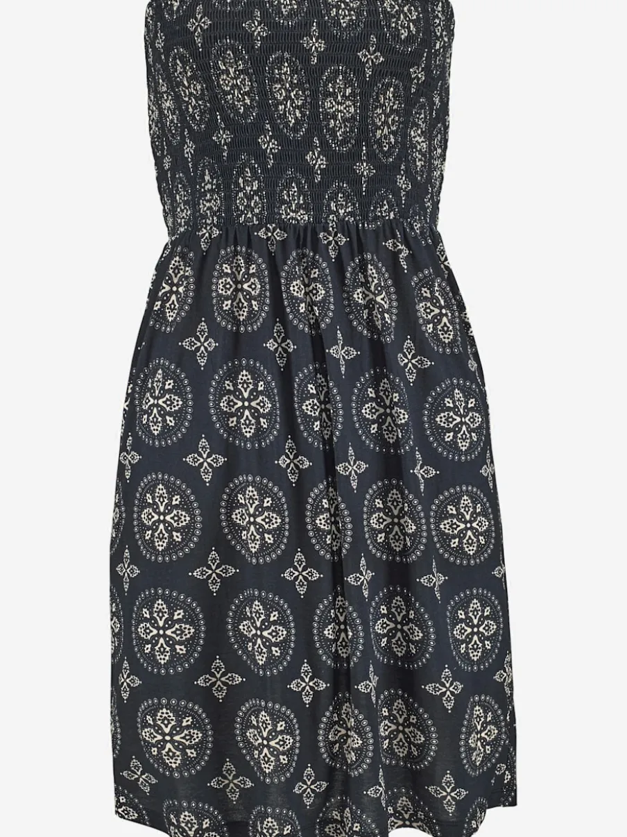 Robe bustier courte à motifs ethniques avec haut smocké