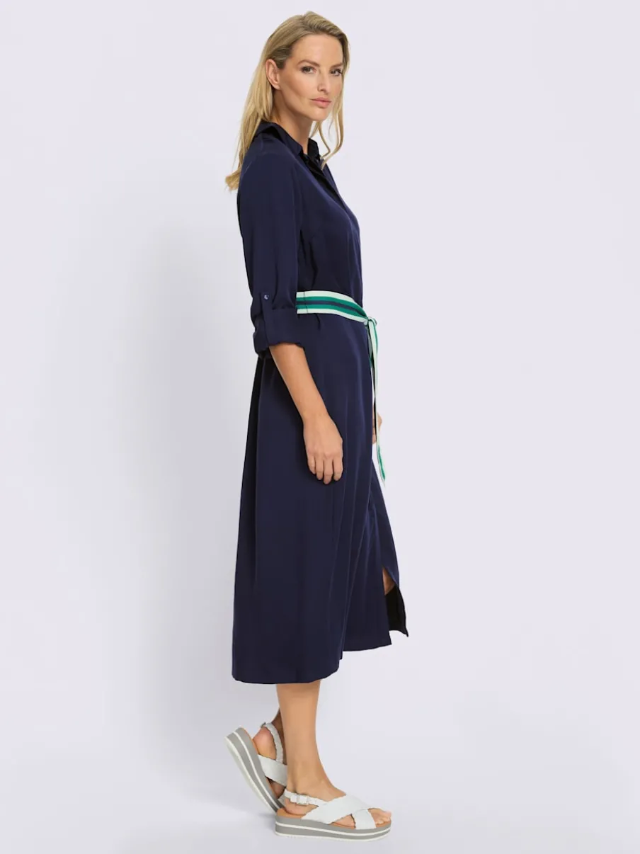 Robe-chemisier en lyocell avec col chemise et ceinture nouée