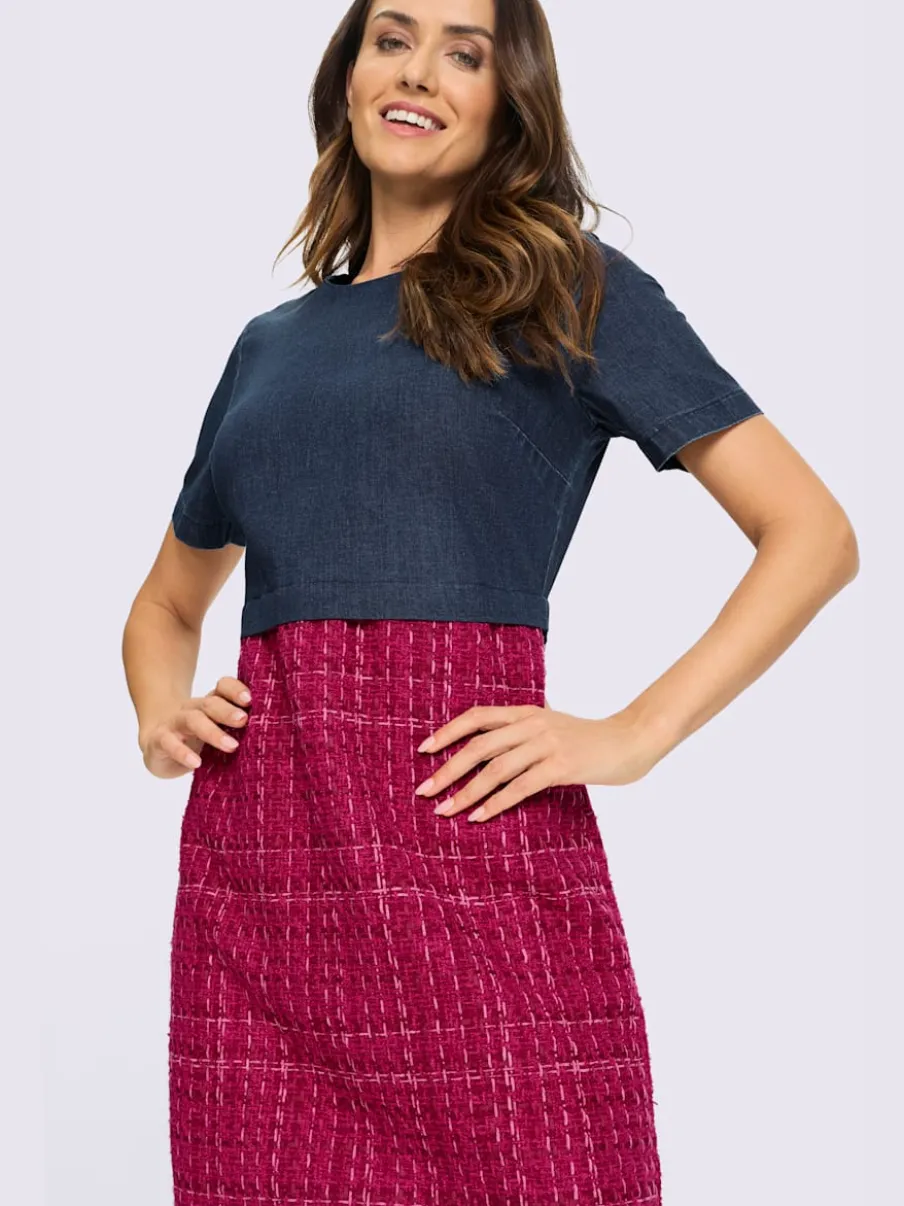 Robe crayon à manches courtes avec empiècement en denim