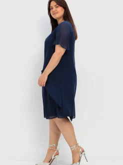 Robe de cocktail look superposé féminin