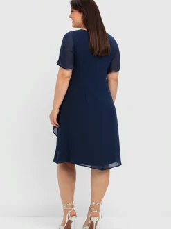 Robe de cocktail look superposé féminin