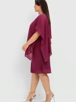Robe de cocktail style cape