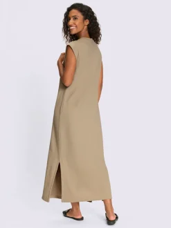 Robe de loisirs sans manches avec fentes latérales