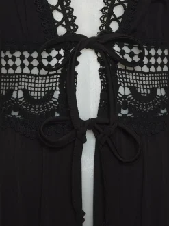 Robe de plage avec liens à nouer et manches courtes