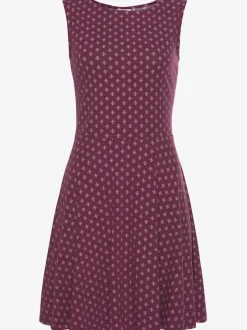 Robe de plage à larges bretelles et jupe évasée