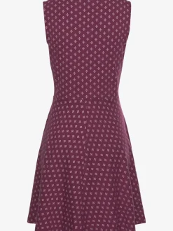 Robe de plage à larges bretelles et jupe évasée